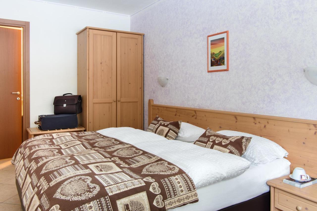 Hotel Garni Roberta Malga Ciapela Ngoại thất bức ảnh