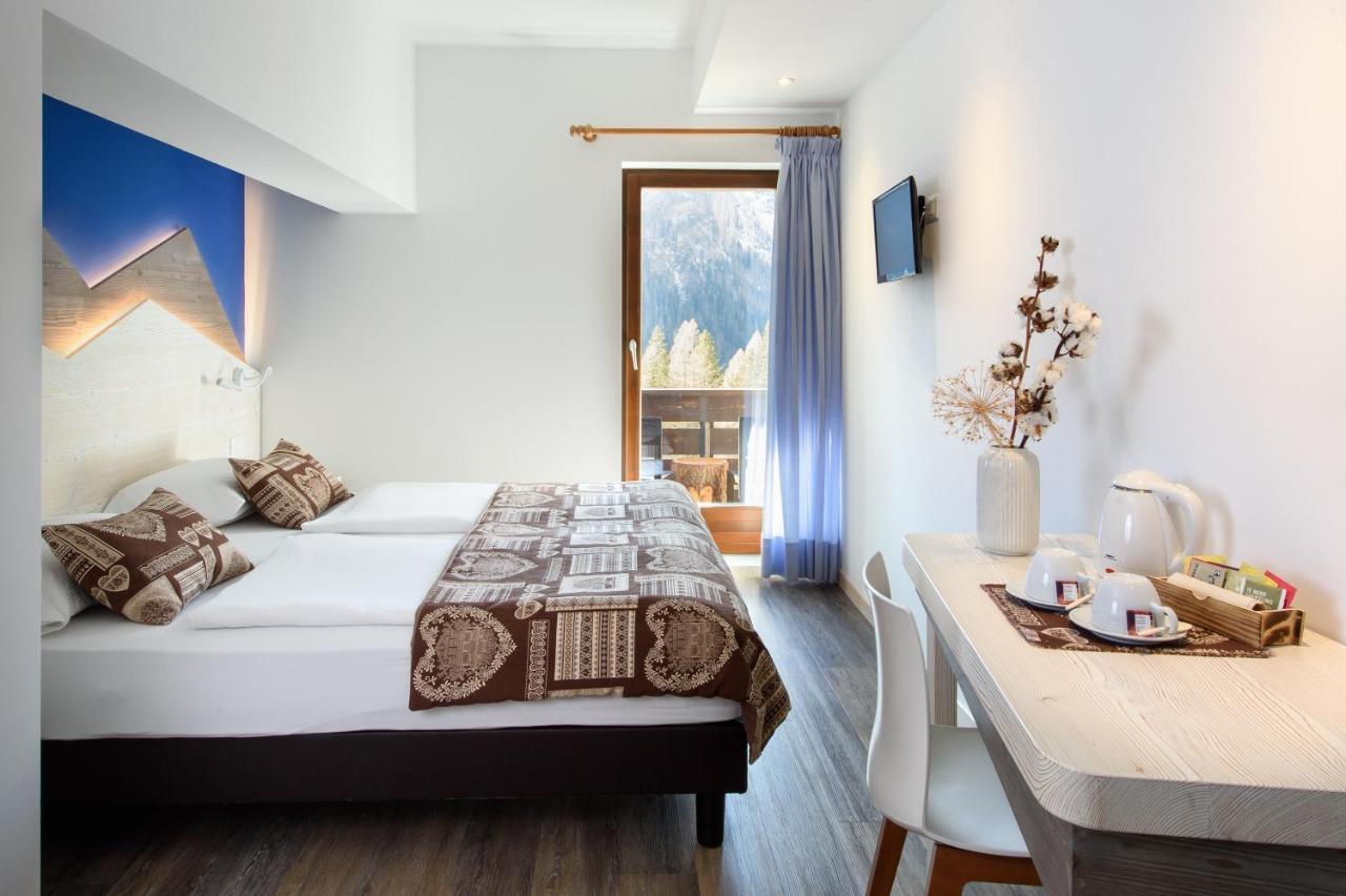 Hotel Garni Roberta Malga Ciapela Ngoại thất bức ảnh