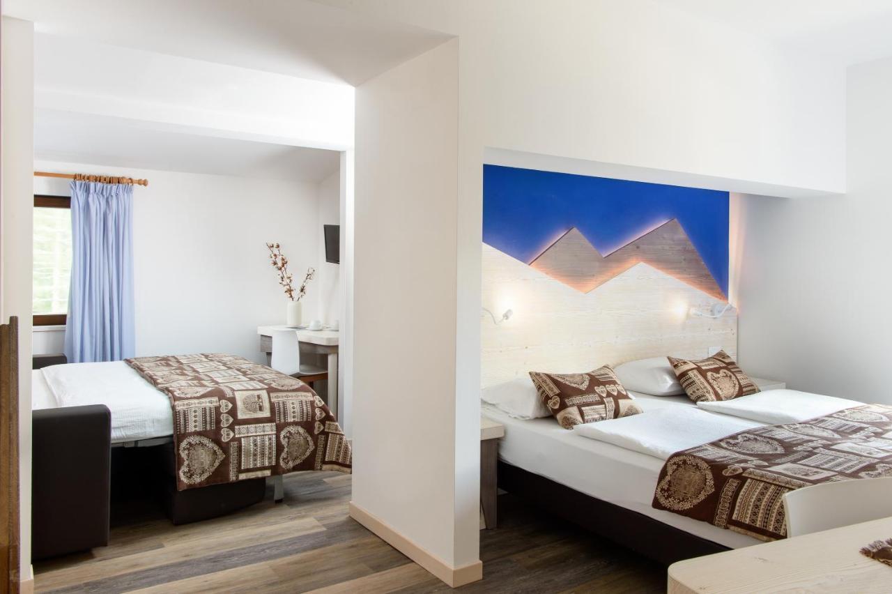 Hotel Garni Roberta Malga Ciapela Ngoại thất bức ảnh