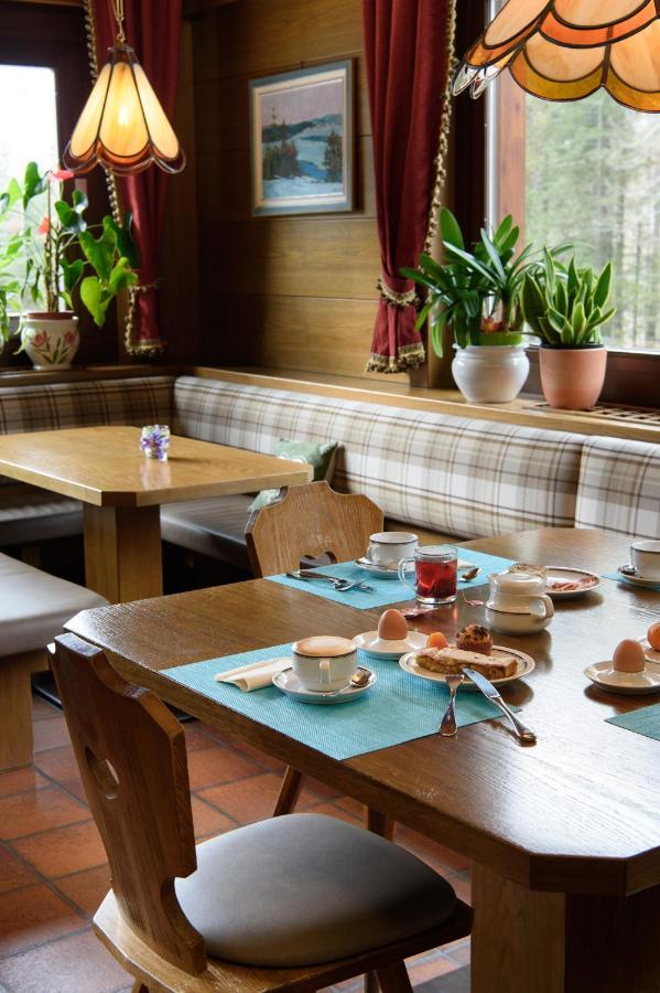 Hotel Garni Roberta Malga Ciapela Ngoại thất bức ảnh